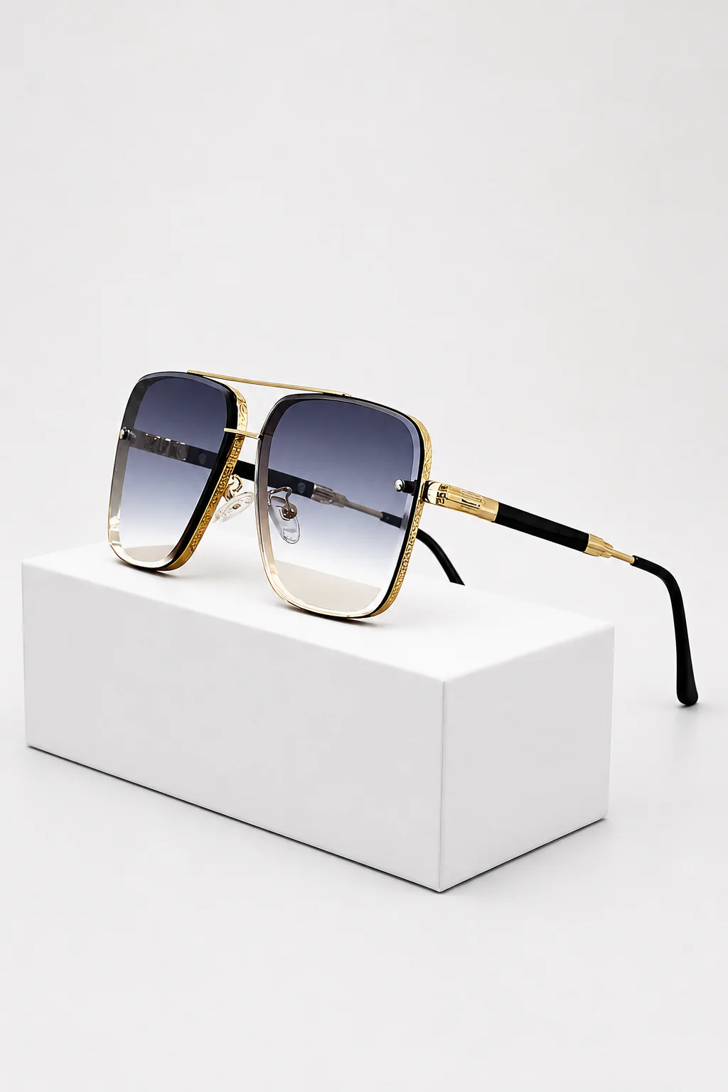 Barlow | Retro Aviator Sunglasses with Gold Frame and UV400 Gradient Lens - Image 11