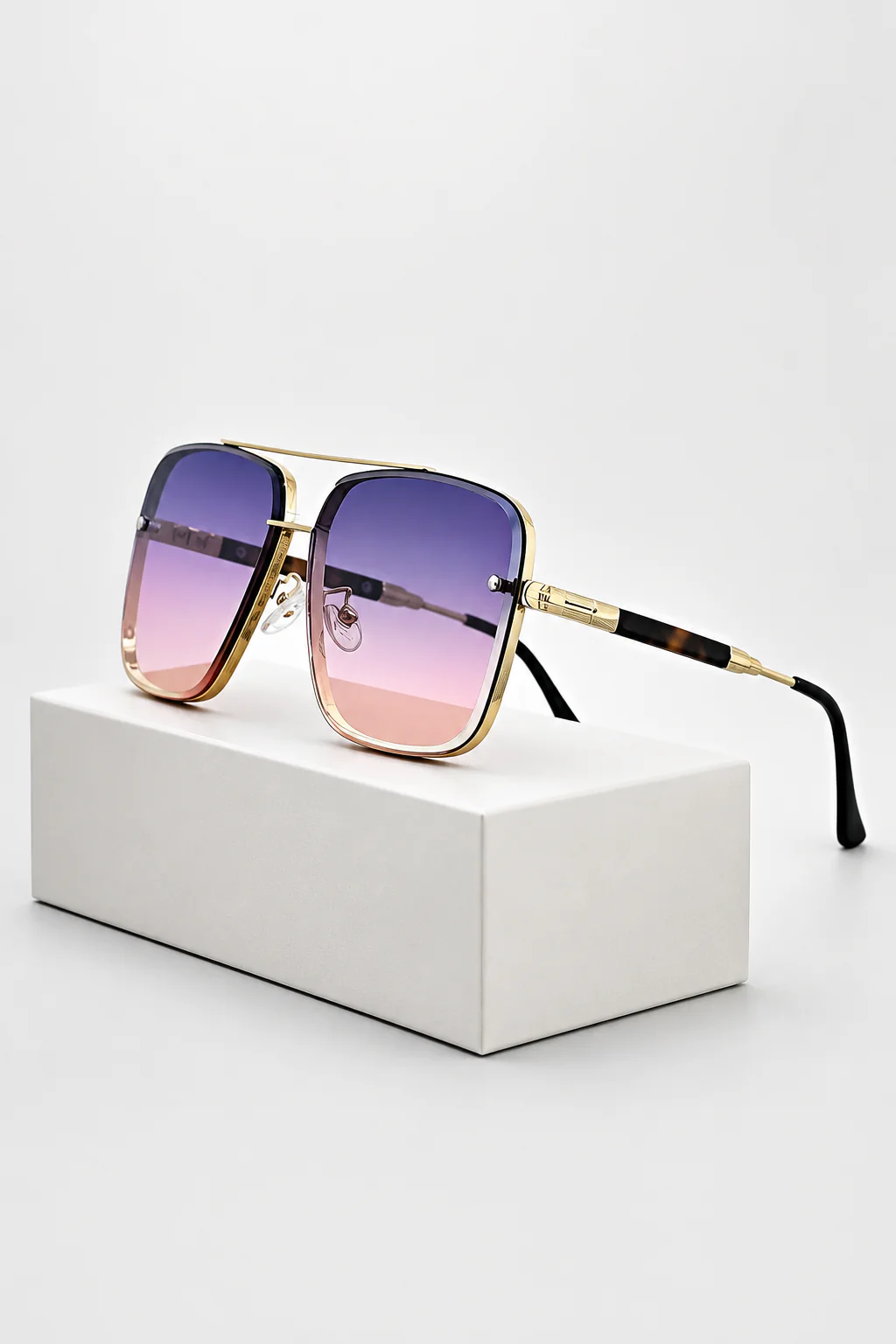 Barlow | Retro Aviator Sunglasses with Gold Frame and UV400 Gradient Lens - Image 7