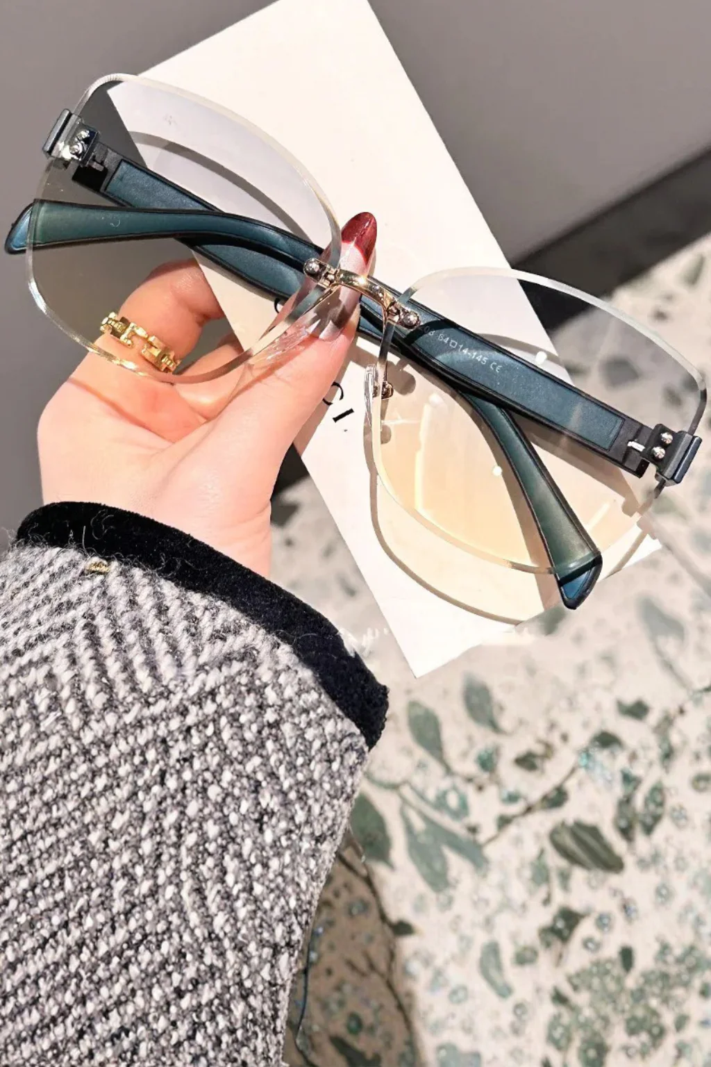 Cordelia | Women Rimless Cat Eye Gradient Sunglasses - Image 6