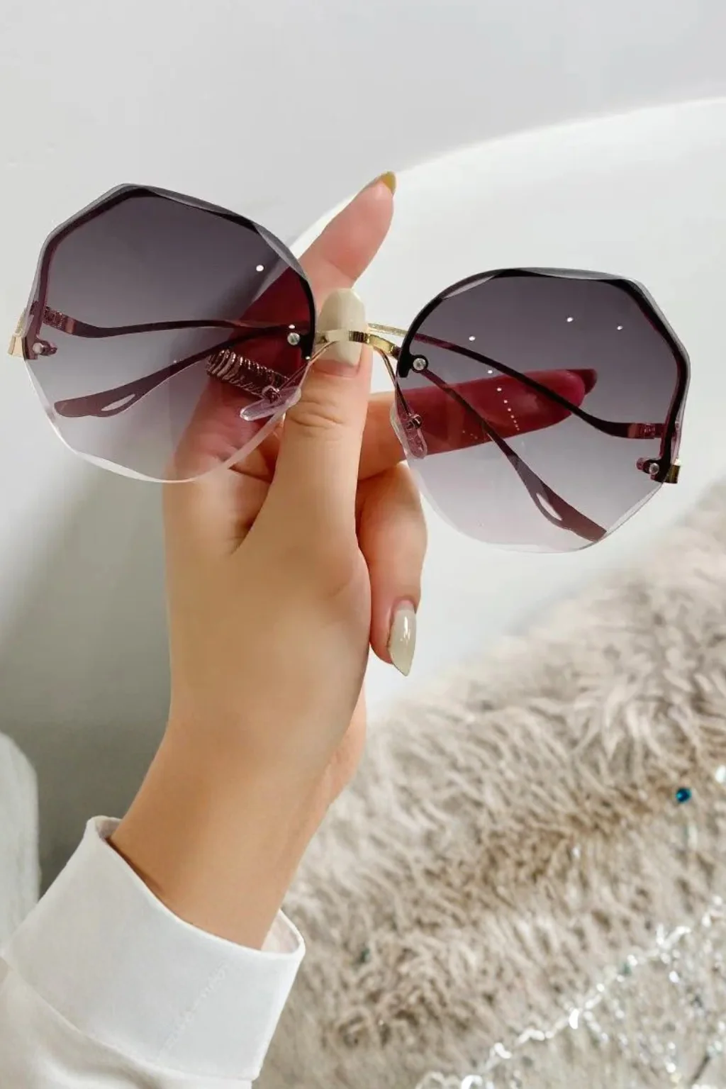 Emmeline | Women Rimless Oversized Gradient Sunglasses - Image 7