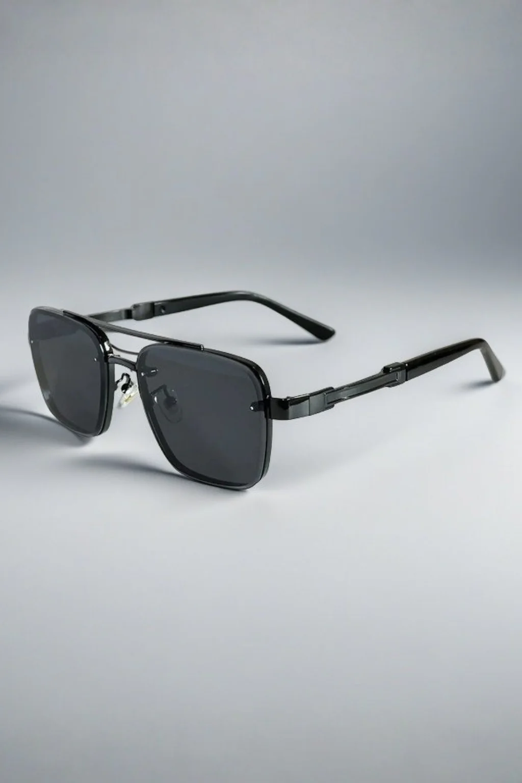 Evander | Men Aviator Square Sunglasses with Gold Metal Frame and Gradient Lens - Image 9