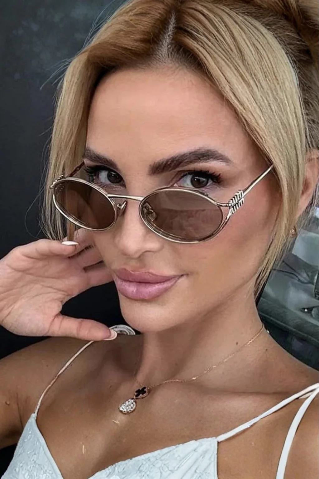 Isobel | Women Small Oval Gold Metal Frame Sunglasses - Image 10