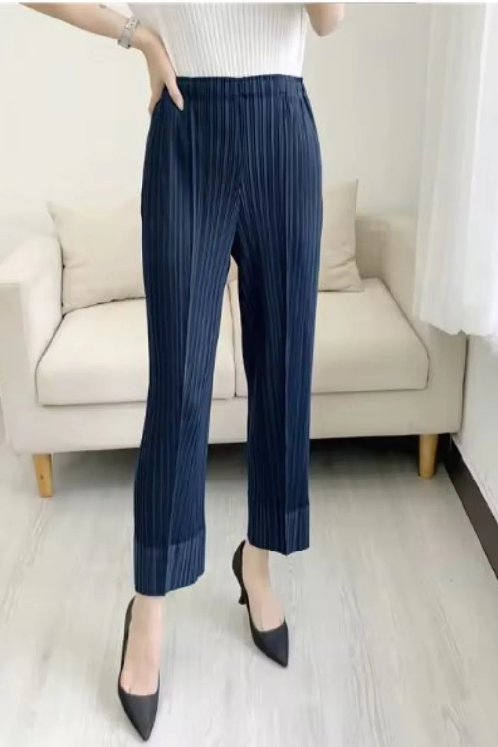 Isolde | Women Pleated Cropped Wide Leg Trousers with Elasticated Waist - Image 9