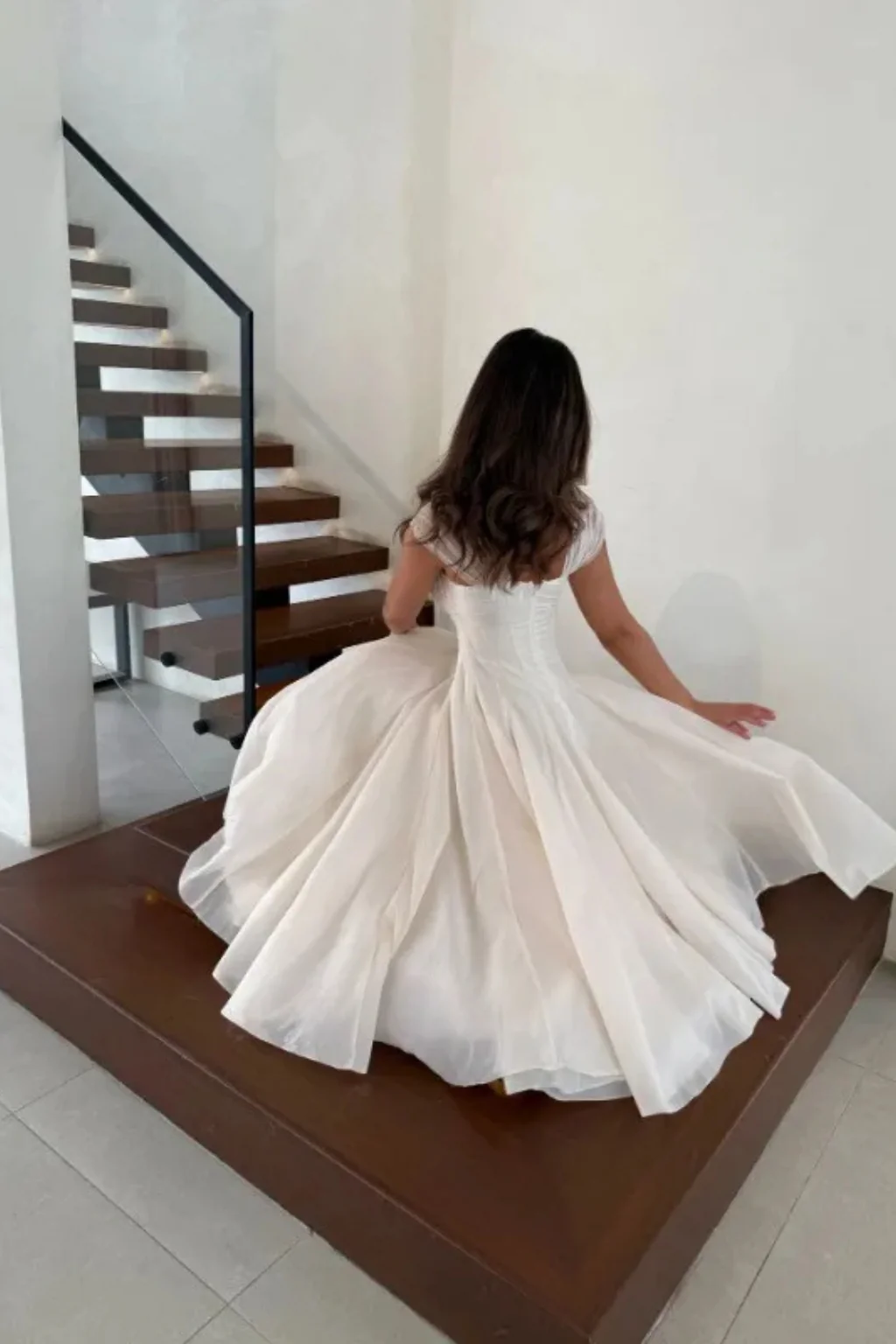 Ottilie | Women Tulle Sweetheart Neck Flared Wedding Guest Midi Dress - Image 3