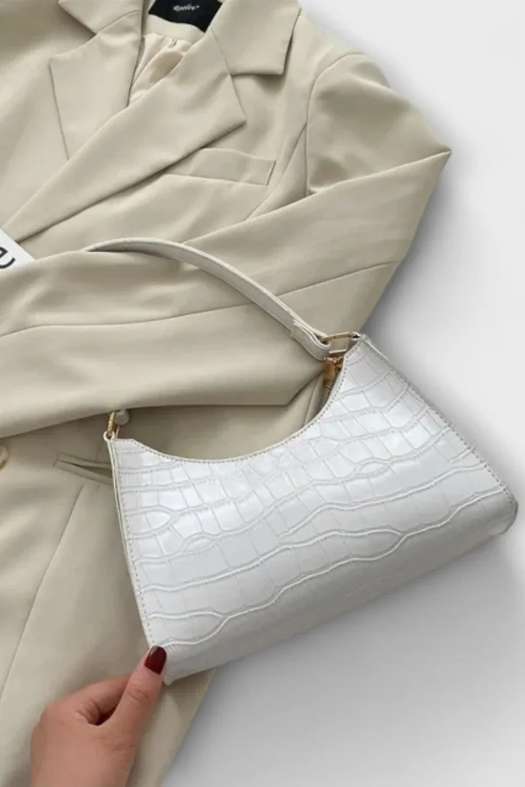 Valmera | Women Elegan Classic Shoulder Bag - Image 11
