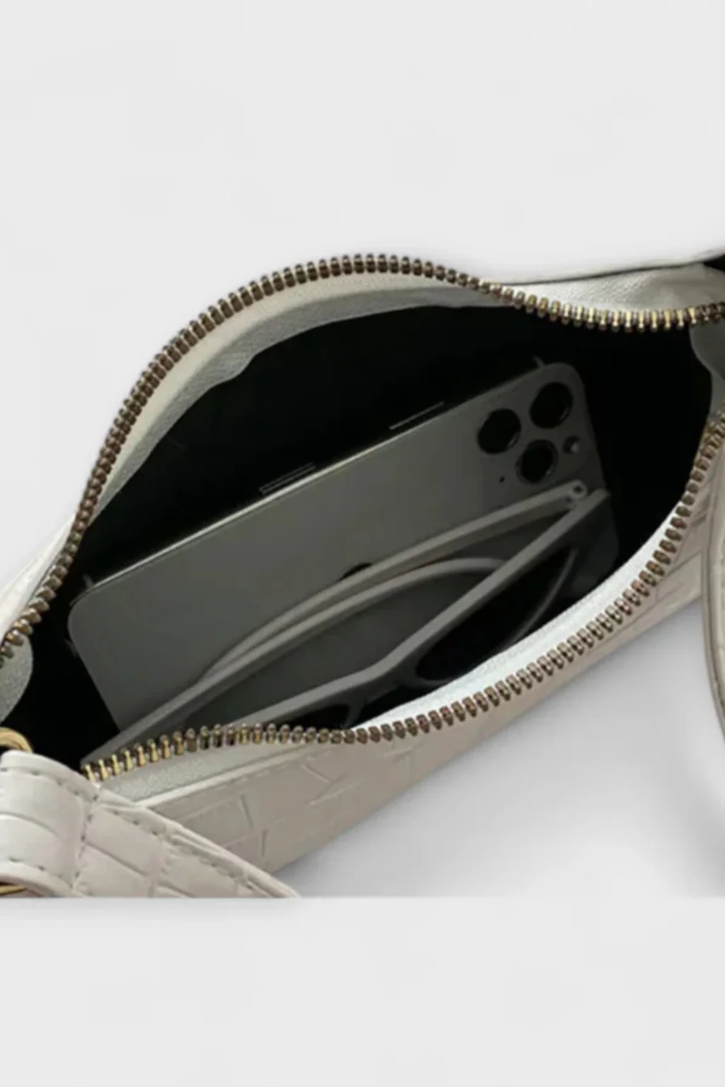Valmera | Women Elegan Classic Shoulder Bag - Image 12