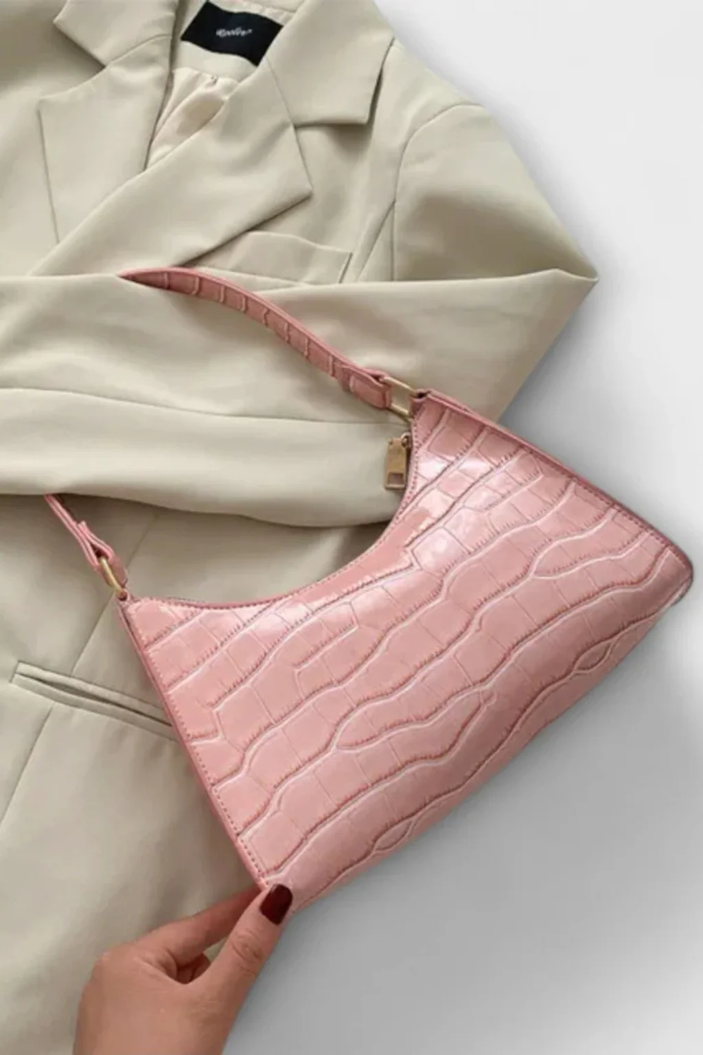 Valmera | Women Elegan Classic Shoulder Bag - Image 9